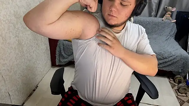 desiredude9 online show from 27, 9, 2025