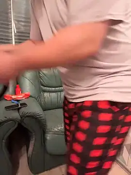 desiredude9 online show from 24, 11, 2025