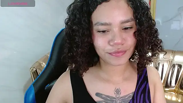 Snapshot of Canela_s1 chatting on 10, 11, 2025 Canela s1 online show from 10, 11, 2025