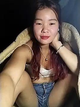 Snapshot of lylylove chatting on 14, 12, 2025 lylylove online show from 14, 12, 2025