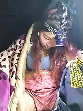 Snapshot of lylylove chatting on 4, 2, 2026 lylylove online show from 4, 2, 2026