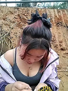 Snapshot of lylylove chatting on 24, 2, 2026 lylylove online show from 24, 2, 2026