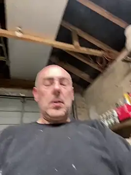 Richmcgee online show from 9, 4, 2026