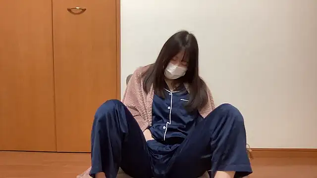 Snapshot of nuu_u chatting on 11, 11, 2025 nuu u online show from 11, 11, 2025