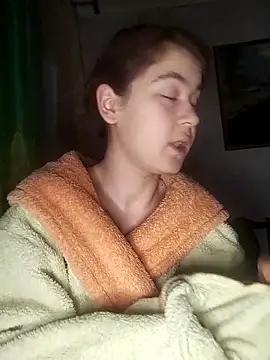 Snapshot of ToryTayler chatting on 16, 12, 2025 ToryTayler online show from 16, 12, 2025