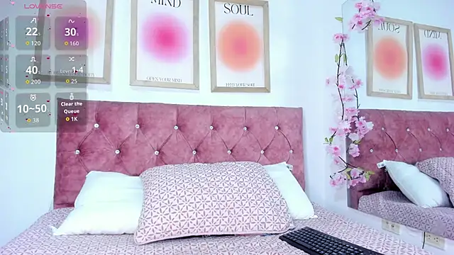 GabiHills online show from 15, 12, 2025