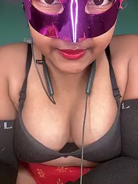 Snapshot of mimi87hoty chatting on 19, 2, 2026 mimi87hoty online show from 19, 2, 2026