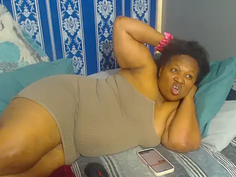 JUICEYLIPS333 online show from 7, 11, 2025