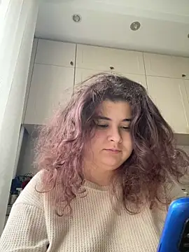 AliceCurlyX online show from 8, 1, 2026