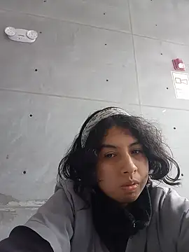 Snapshot of Syndel23 chatting on 12, 9, 2025 Syndel23 online show from 12, 9, 2025