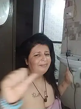 Snapshot of Jann_Riya333 chatting on 17, 7, 2026 Jann Riya333 online show from 17, 7, 2026