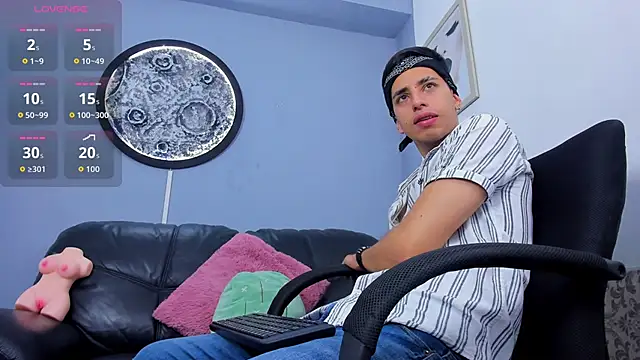 Snapshot of Alexander_gold chatting on 15, 9, 2025 Alexander gold online show from 15, 9, 2025