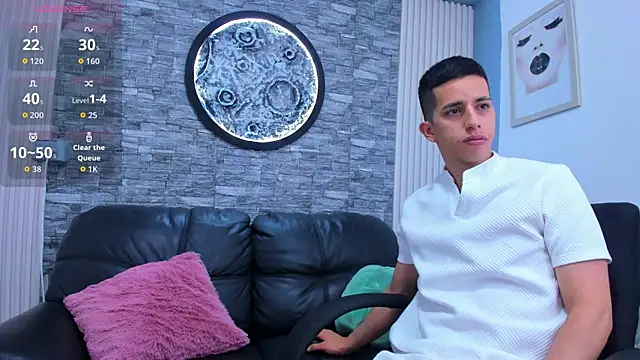 Snapshot of Alexander_gold chatting on 13, 10, 2025 Alexander gold online show from 13, 10, 2025