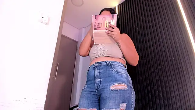 Gabrielaa Miller  online show from 5, 12, 2025