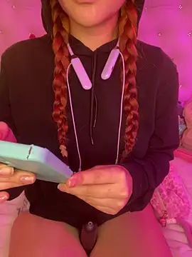 Snapshot of Ashly_cutee chatting on 3, 2, 2026 Ashly cutee online show from 3, 2, 2026