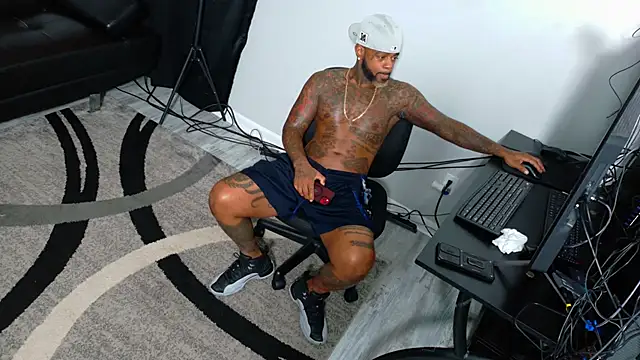 SLANGONDEMHOES online show from 26, 10, 2025