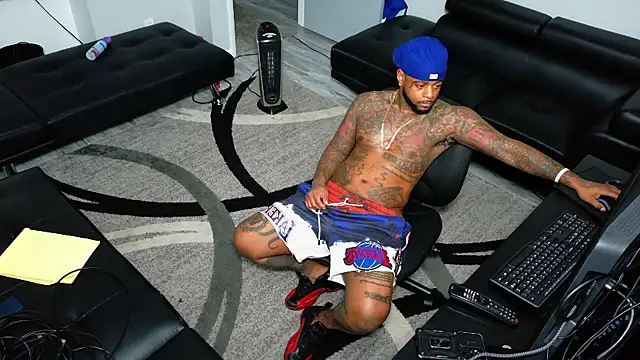 SLANGONDEMHOES online show from 11, 1, 2026