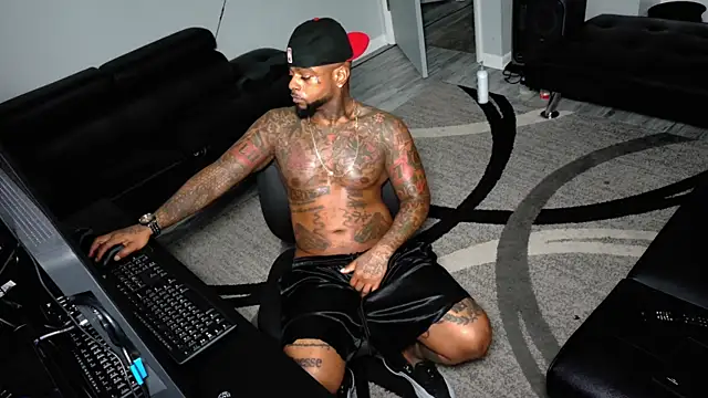 SLANGONDEMHOES online show from 8, 3, 2026