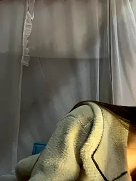 Hinne07 online show from 1, 12, 2025