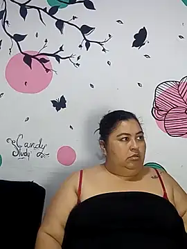 curvy diva  online show from 11, 10, 2025