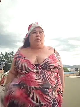 Snapshot of curvy_diva_ chatting on 21, 12, 2025 curvy diva online show from 21, 12, 2025