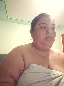 Snapshot of curvy_diva_ chatting on 10, 1, 2026 curvy diva online show from 10, 1, 2026