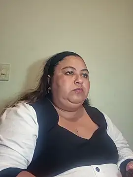 Snapshot of curvy_diva_ chatting on 7, 2, 2026 curvy diva online show from 7, 2, 2026