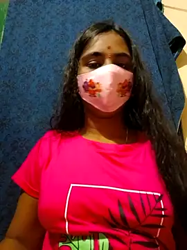 Snapshot of mini-queen chatting on 30, 9, 2025 mini-queen online show from 30, 9, 2025