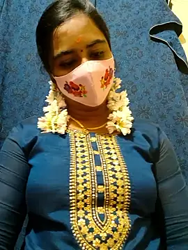 mini-queen online show from 7, 1, 2026