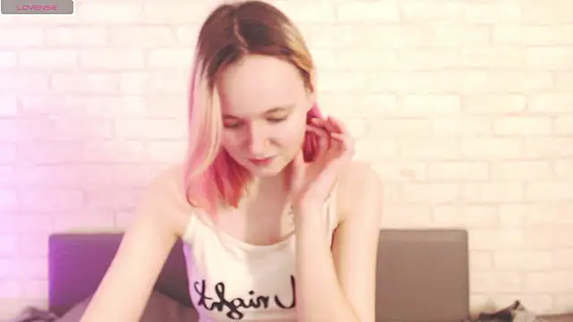 Ericha Stone online show from 10, 2, 2026