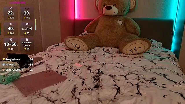 Missss Eva online show from 23, 11, 2025