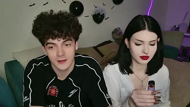 Alice18James online show from 30, 10, 2025