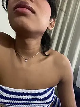 VeronicaSaenzx online show from 16, 12, 2025