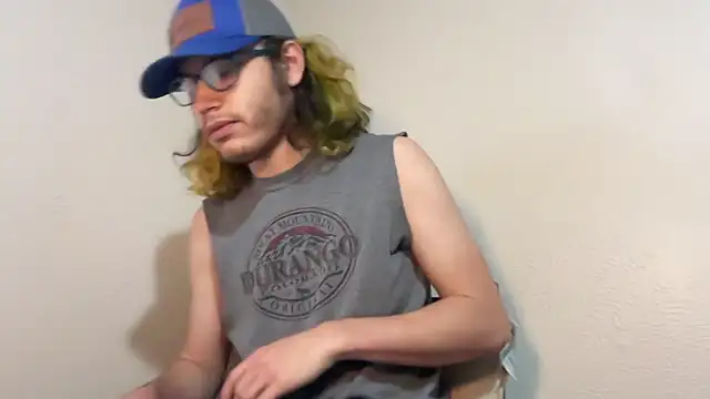 Snapshot of zacthefeetguy chatting on 10, 2, 2026 zacthefeetguy online show from 10, 2, 2026