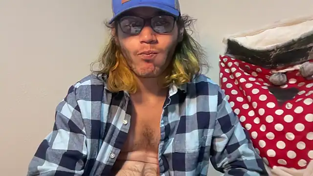 Snapshot of zacthefeetguy chatting on 13, 2, 2026 zacthefeetguy online show from 13, 2, 2026