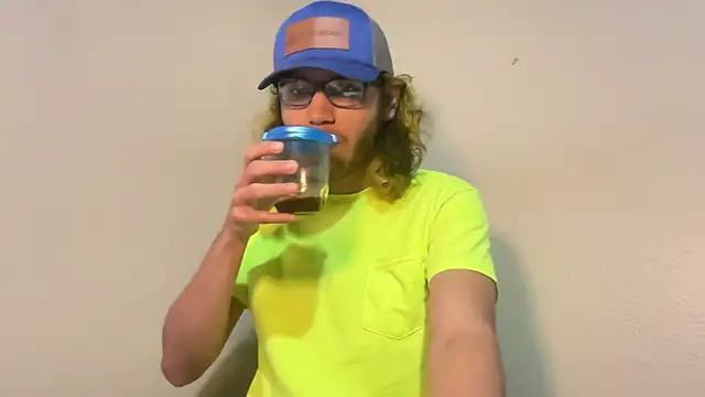 Snapshot of zacthefeetguy chatting on 14, 2, 2026 zacthefeetguy online show from 14, 2, 2026