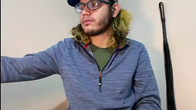 Snapshot of zacthefeetguy chatting on 25, 2, 2026 zacthefeetguy online show from 25, 2, 2026