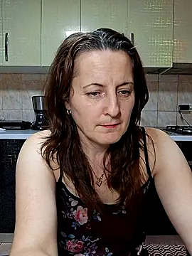 Fluturas2 online show from 16, 11, 2025