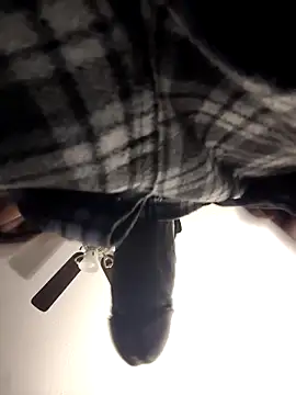 Snapshot of Philman25 chatting on 13, 10, 2025 Philman25 online show from 13, 10, 2025