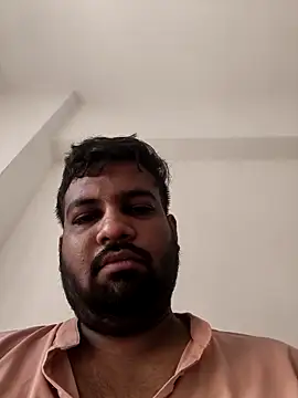 Snapshot of vinay_smalldick chatting on 28, 4, 2026 vinay smalldick online show from 28, 4, 2026