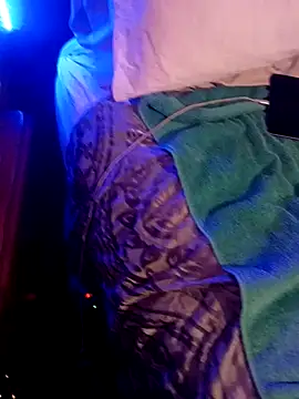 cuminsideu2 online show from 28, 4, 2026