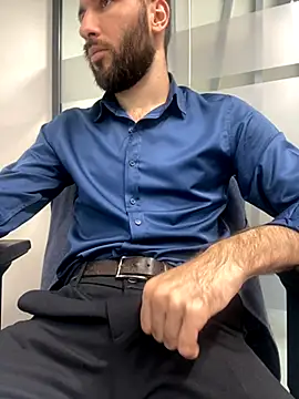 Snapshot of speddy34 chatting on 4, 11, 2025 speddy34 online show from 4, 11, 2025