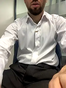 Snapshot of speddy34 chatting on 5, 11, 2025 speddy34 online show from 5, 11, 2025