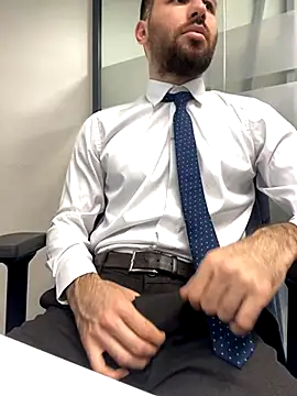 Snapshot of speddy34 chatting on 13, 11, 2025 speddy34 online show from 13, 11, 2025