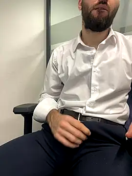 Snapshot of speddy34 chatting on 27, 11, 2025 speddy34 online show from 27, 11, 2025