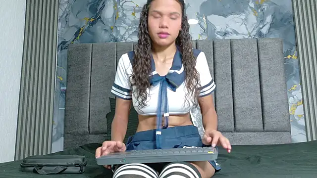 AngelineJolie online show from 20, 9, 2025