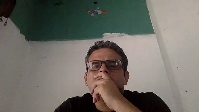 Snapshot of Katracho6969 chatting on 19, 12, 2025 Katracho6969 online show from 19, 12, 2025