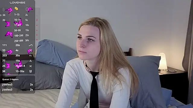 HelenMartines online show from 10, 10, 2025