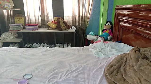 Snapshot of _Charlize_theron_ chatting on 2, 7, 2026 Charlize theron online show from 2, 7, 2026