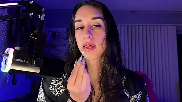 xoFrankie online show from 9, 4, 2026